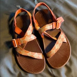 Girls size 2 Chacos Z/1